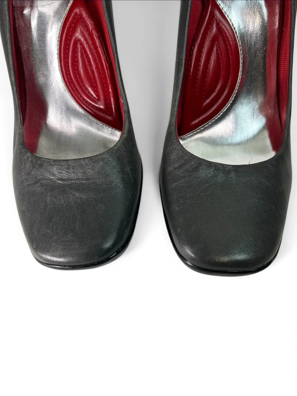 Kenneth Cole Reaction Hyperactive Black Leather Pumps Heels Size 7